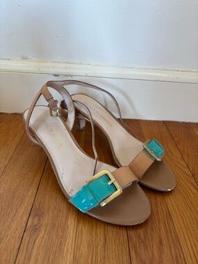Franco Sarto Tan Slingback Sandals with Turquoise Buckles